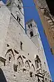 Façade avec les tours