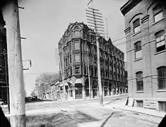 Édifice Central, 1893