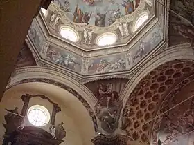 Fresques du dôme.