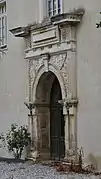 Porte ouest du château de Saint-Jory.