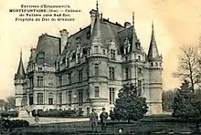 Château de Vallière, la façade principale avec l'entrée donnant sur le nord-est.
