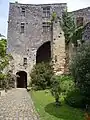 Châtelet du château.