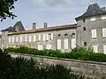 Corps de logis, vu de l'ouest.