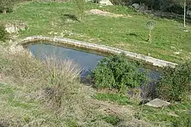 Vieil abreuvoir.