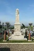 Le monument aux morts.