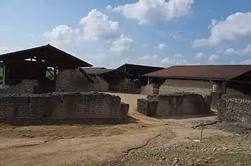 Entrée sud-est des thermes.