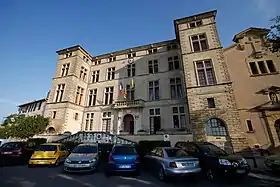Éguilles