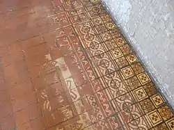 Carreaux de pavement du XVIe&nbsp;siècle.