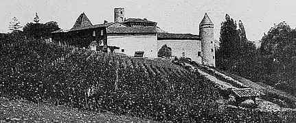 Le château de Courbeville au début du XXe&nbsp;siècle.