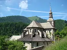 Vue du chevet de l'église abbatiale d'Abondance