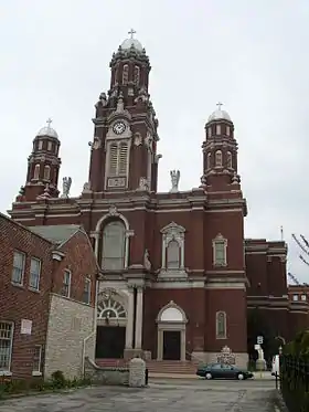 Image illustrative de l’article Basilique Saint-Hyacinthe de Chicago