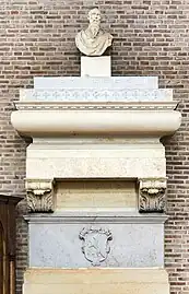 Monument à Brunoro Volpe.