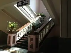 l'intérieur,