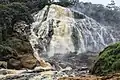 Les chutes de Lancrenon situées dans le village de Yamba