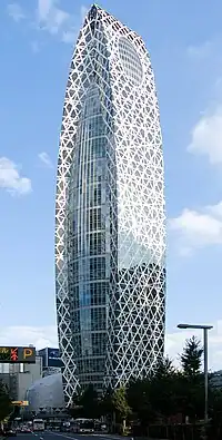 Mode Gakuen Cocoon Tower à Tokyo, 2006-08
