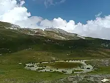 Les roches Merles vues depuis le col.