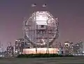 L'arrière de l'horloge, avec le Lower Manhattan en arrière-plan.