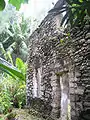 Ruines du premier collège de Polynésie française