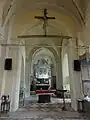 Nef, vue dans le carré du transept.