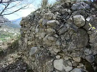 Conglomérat Mio-pliocène à Moustiers-Sainte-Marie, bassin molassique de Valensole