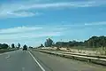 Construction de l'autoroute par élargissement de la route aux environs de Concepción del Uruguay.