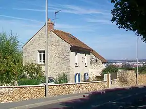 Rue de Puiseux.