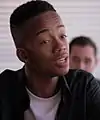 Coy Stewart (en) incarne Vontae Jones