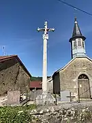 Croix du cimetière de Civria.