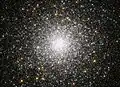 Autre image de M75 captée par le télescope spatial Hubble.
