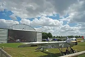 Un hangar de l'aérodrome en 2010