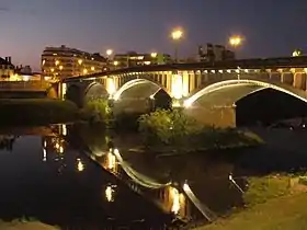 Pont Vieux de nuit.