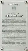 Plaque d'information trilingue (français, anglais, allemand)