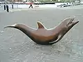 Statue de Fungie à Dingle