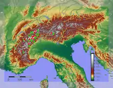Localisation des 12 premiers 4&nbsp;000 des Alpes en fonction de leur isolation topographique : 1. Mont Blanc ; 2. Piz Bernina ; 3. Barre des Écrins ; 4. Pointe Dufour ; 5. Finsteraarhorn ; 6. Grand Paradis ; 7. Grand Combin ; 8. Dom des Mischabel ; 9. Cervin ; 10. Aletschhorn ; 11. Weisshorn ; 12. Weissmies.