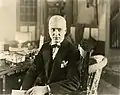 Douglas MacPherson
