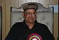 Asghar Qadir (en), mathématicien et cosmologiste pakistanais.
