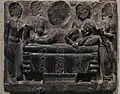 Le rêve de la reine Māyā, mère de Siddhartha Gautama (la Conception du Bouddha). Gandhara, période Kushan, IIe s. Schiste, H. 16.5 x L. 19,4&nbsp;cm. Met.