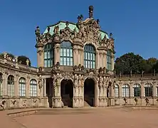 Le Wallpavillon.