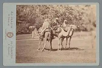 Délié & Béchard, [Trois hommes à chameau], portrait-carte, 1869-1890, coll. Rijksmuseum