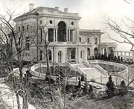 Villa du banquier Elias Cornelius Benedict (en) en 1895 (elle existe encore de nos jours).