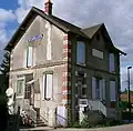 Bâtiment de l'ancienne poste d'Écuelles.