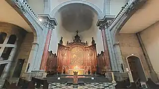 Chœur et autel