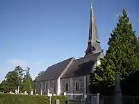 L'église vue de la rue.