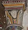Chapiteau polychrome.