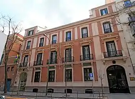 Vue de la mission diplomatique