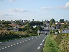 L'entrée du village.