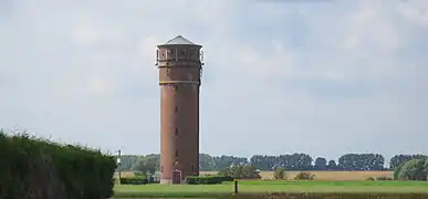 Le château d'eau.