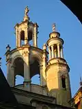 Exemple de lanterneaux sur l'hôtel d'Escoville à Caen (XVIe siècle).