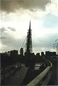 La passerelle, lors de sa construction en 2003