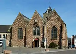 Porche de l'église Saint-Folquin (Xe-XVIIe).